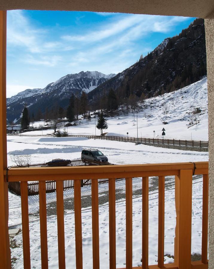 Dresalwoald Bed & Breakfast Gressoney-Saint-Jean Ngoại thất bức ảnh